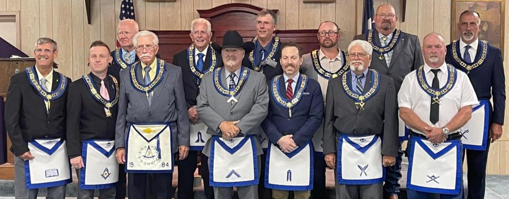Castillian Lodge installs officers